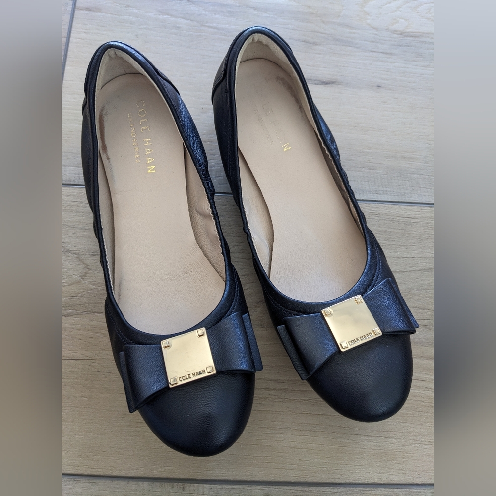 Cole Haan Like New Black Leather Tali Bow Ballet Flats